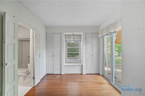 Tiny photo for 716 Farrer Street, Maumee, OH 43537 (MLS # 6136251)