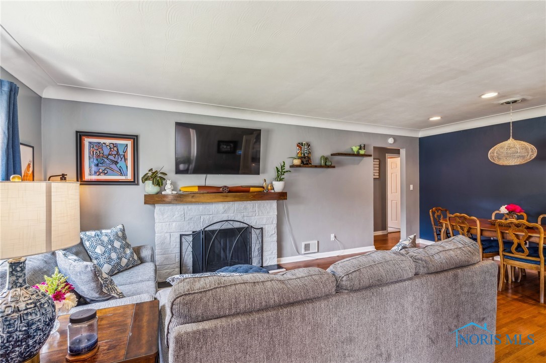 2352 Sherwood Avenue, Toledo, Ohio image 10