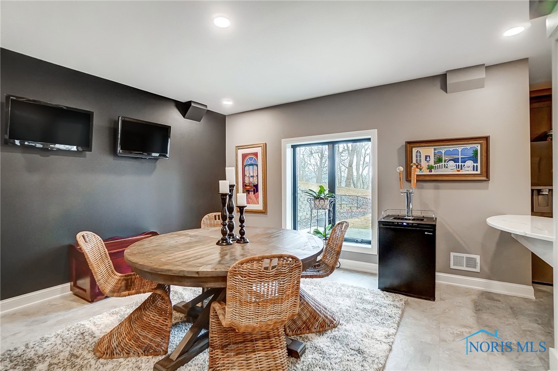 17670 W River Road, Bowling Green, Ohio image 30