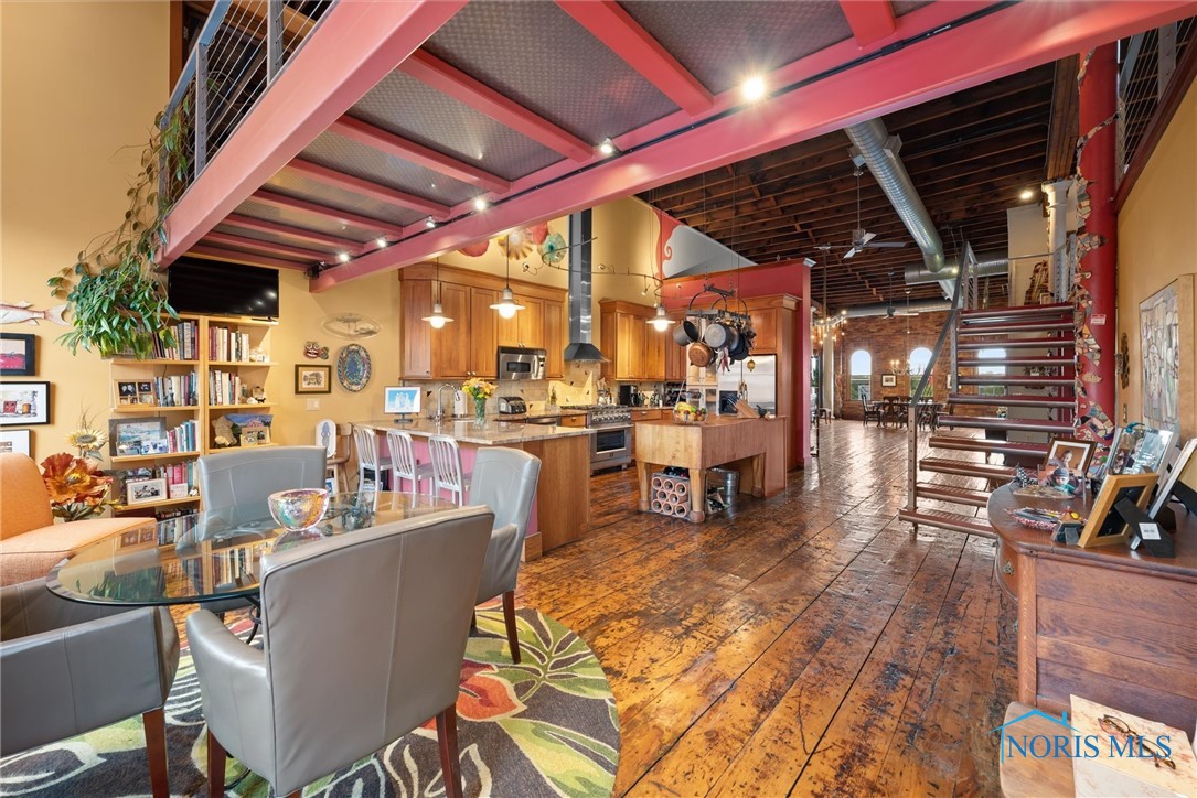1 S Saint Clair Street, Toledo, Ohio image 19