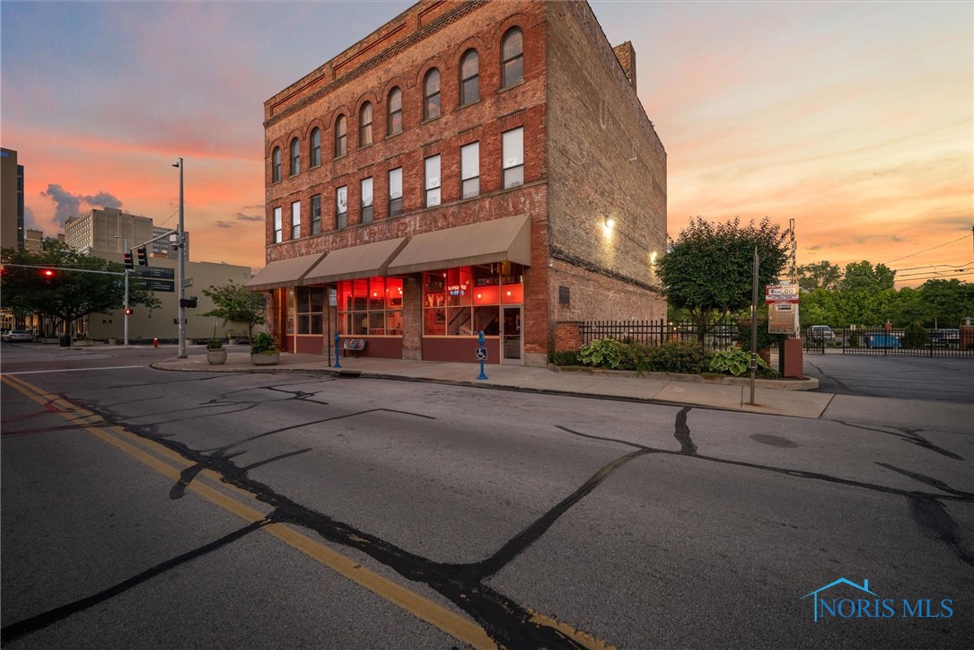 1 S Saint Clair Street, Toledo, Ohio image 2