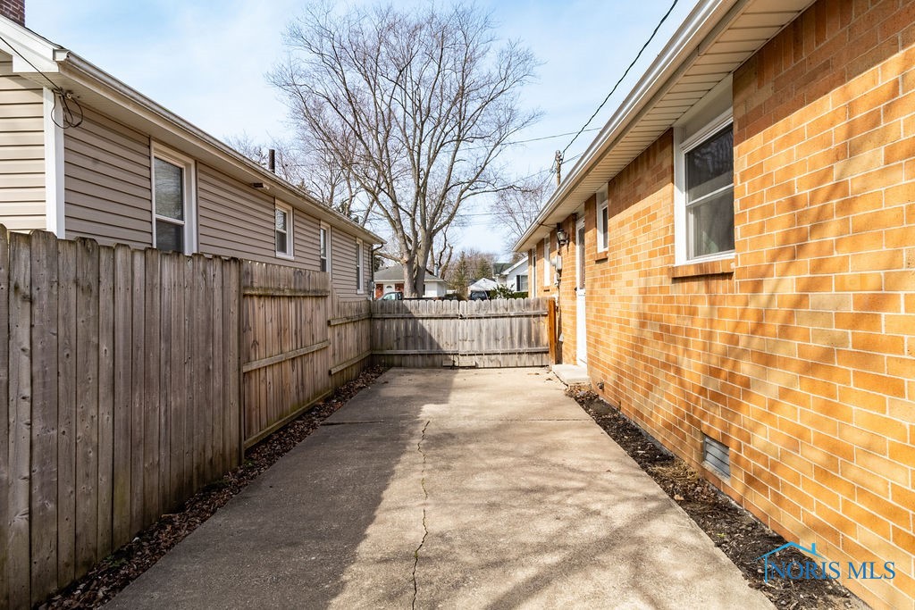 5236 Springdale Avenue, Toledo, Ohio image 18