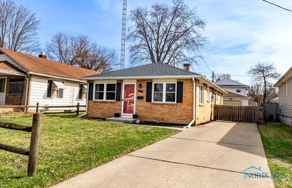 5236 Springdale Avenue, Toledo, Ohio image 2