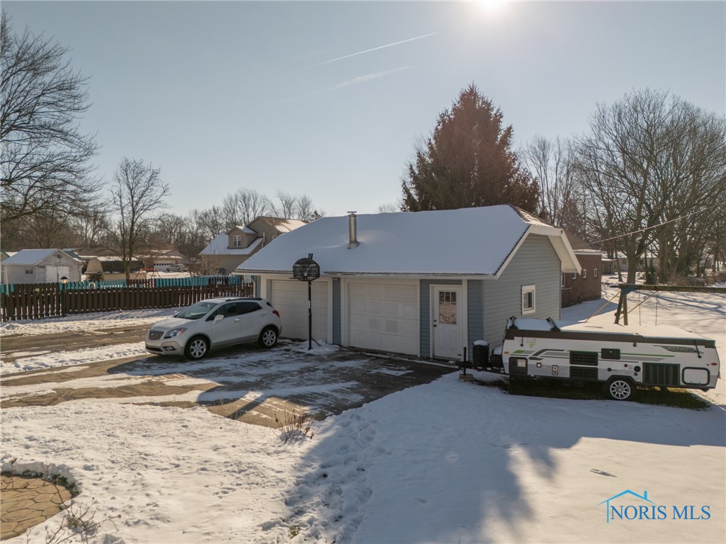 23781 W River Road, Grand Rapids, Ohio image 31