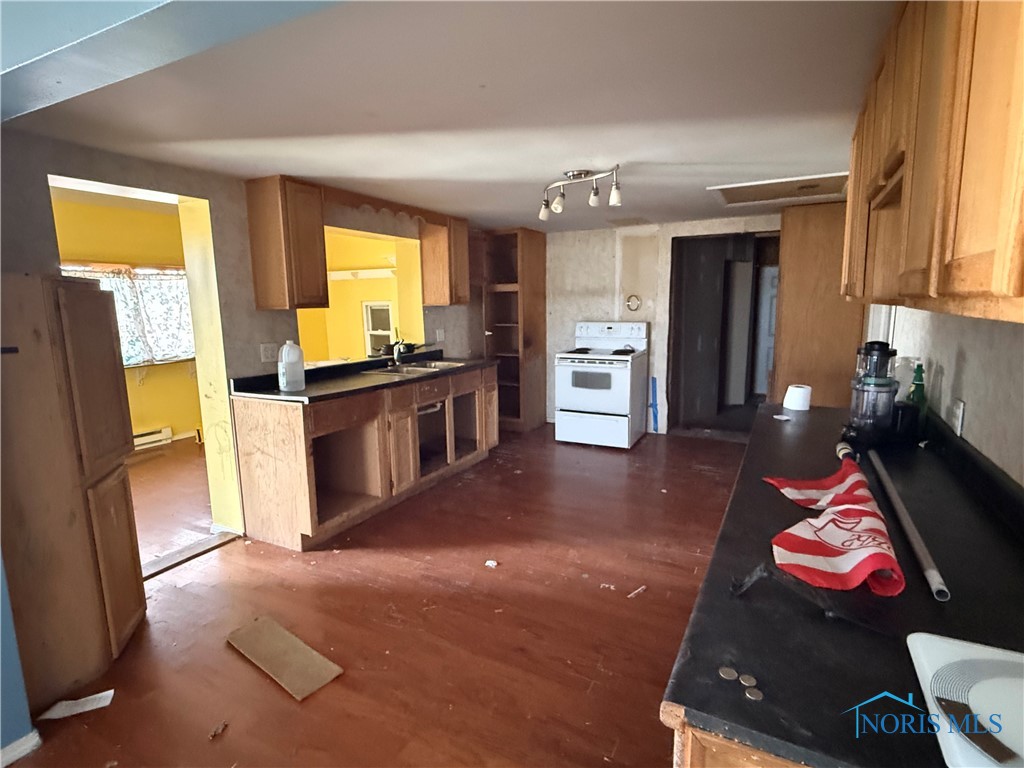 11725 Pemberville Road, Bradner, Ohio image 4