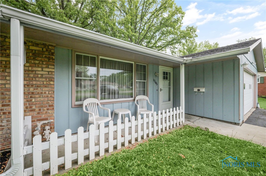 1205 Glen Meadow Drive, Findlay, Ohio image 4