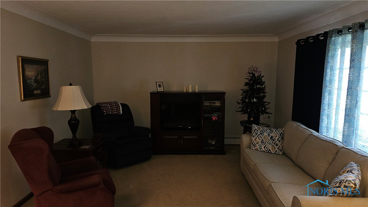 605 Riverside Drive, Woodville, Ohio image 2
