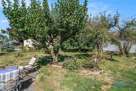 Tiny photo for 2809 Starr Avenue, Oregon, OH 43616 (MLS # 6136959)