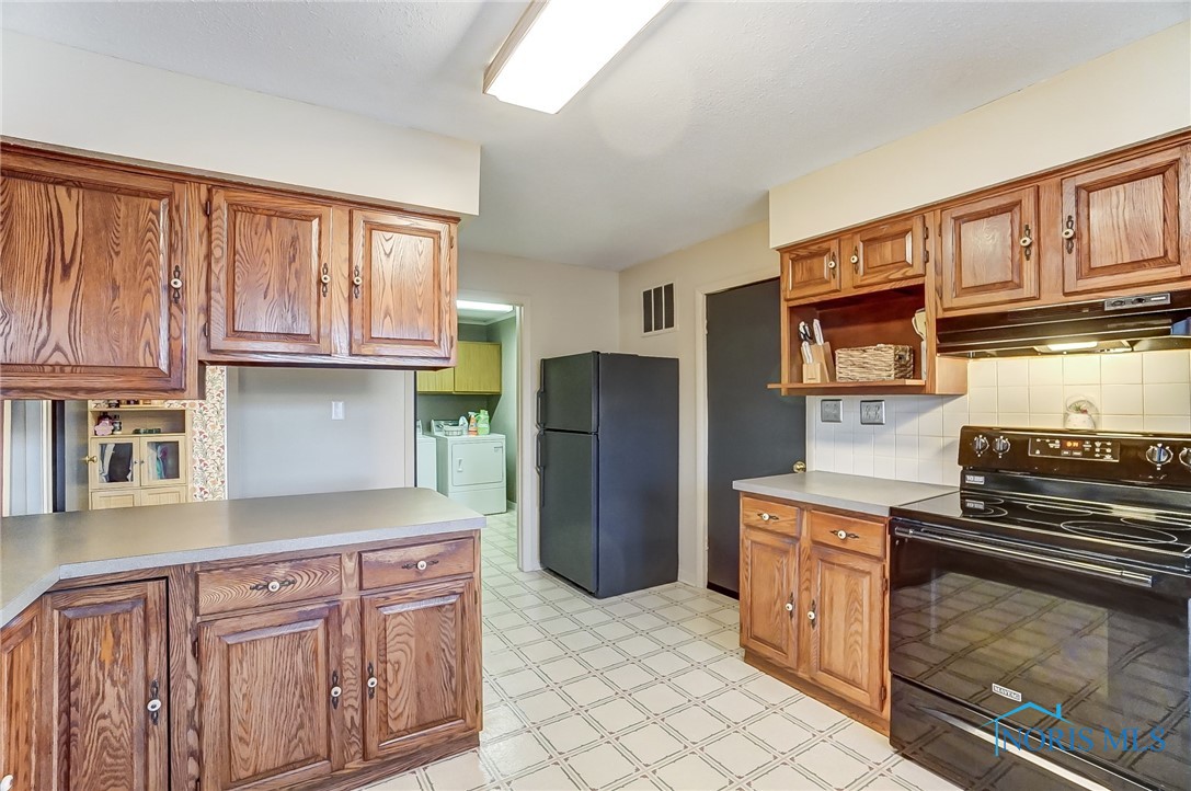18560 Lincoln Street, Tontogany, Ohio image 12
