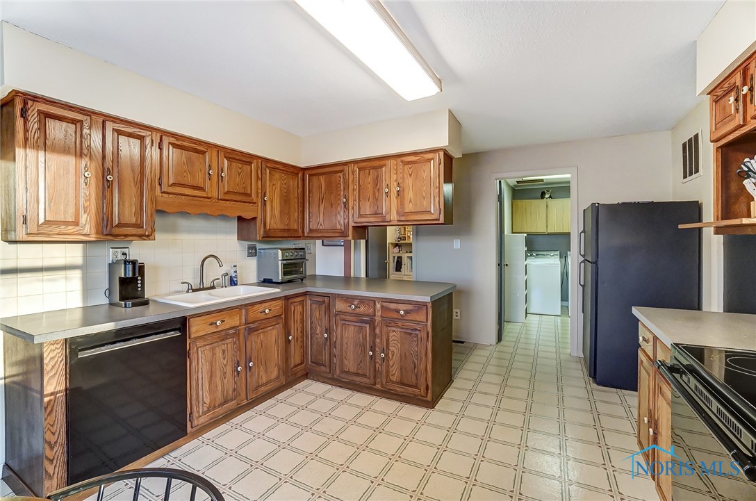 18560 Lincoln Street, Tontogany, Ohio image 10