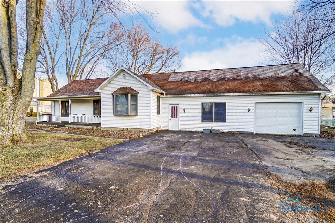 18560 Lincoln Street, Tontogany, Ohio image 4