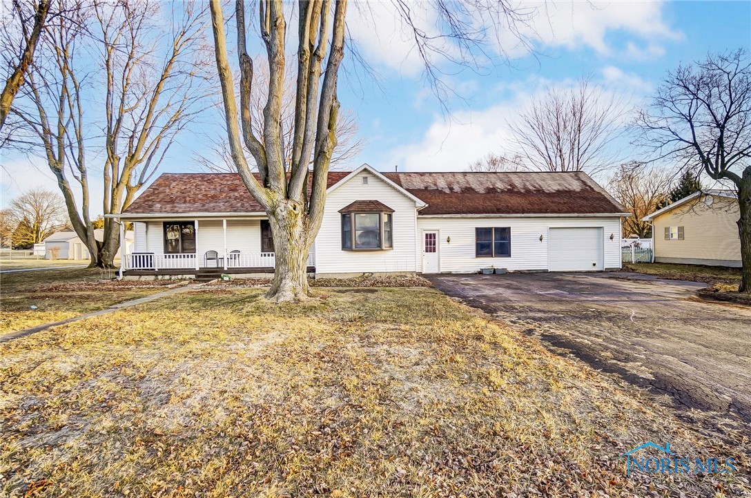 18560 Lincoln Street, Tontogany, Ohio image 1