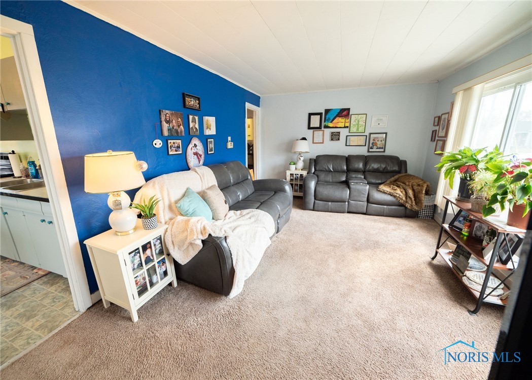 5412 Merriman Drive, Sylvania, Ohio image 4