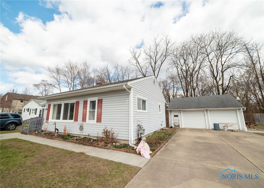 5412 Merriman Drive, Sylvania, Ohio image 2