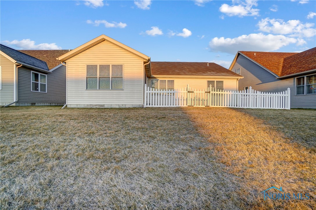 26328 Stillwater Drive, Perrysburg, Ohio image 34