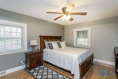 Tiny photo for 2829 Goddard Road, Toledo, OH 43606 (MLS # 6136897)