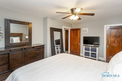 Tiny photo for 2829 Goddard Road, Toledo, OH 43606 (MLS # 6136897)