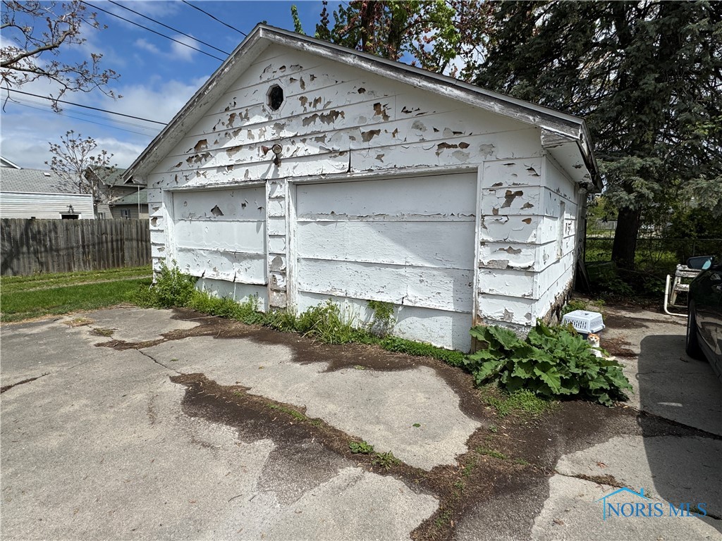 210 East Street, Defiance, Ohio image 6