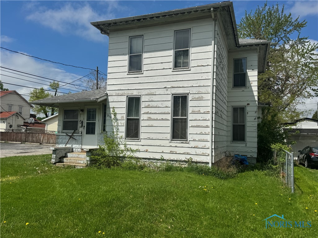 210 East Street, Defiance, Ohio image 2