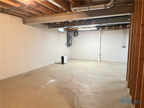 Tiny photo for 8046 Lea Court, Holland, OH 43528 (MLS # 6136423)
