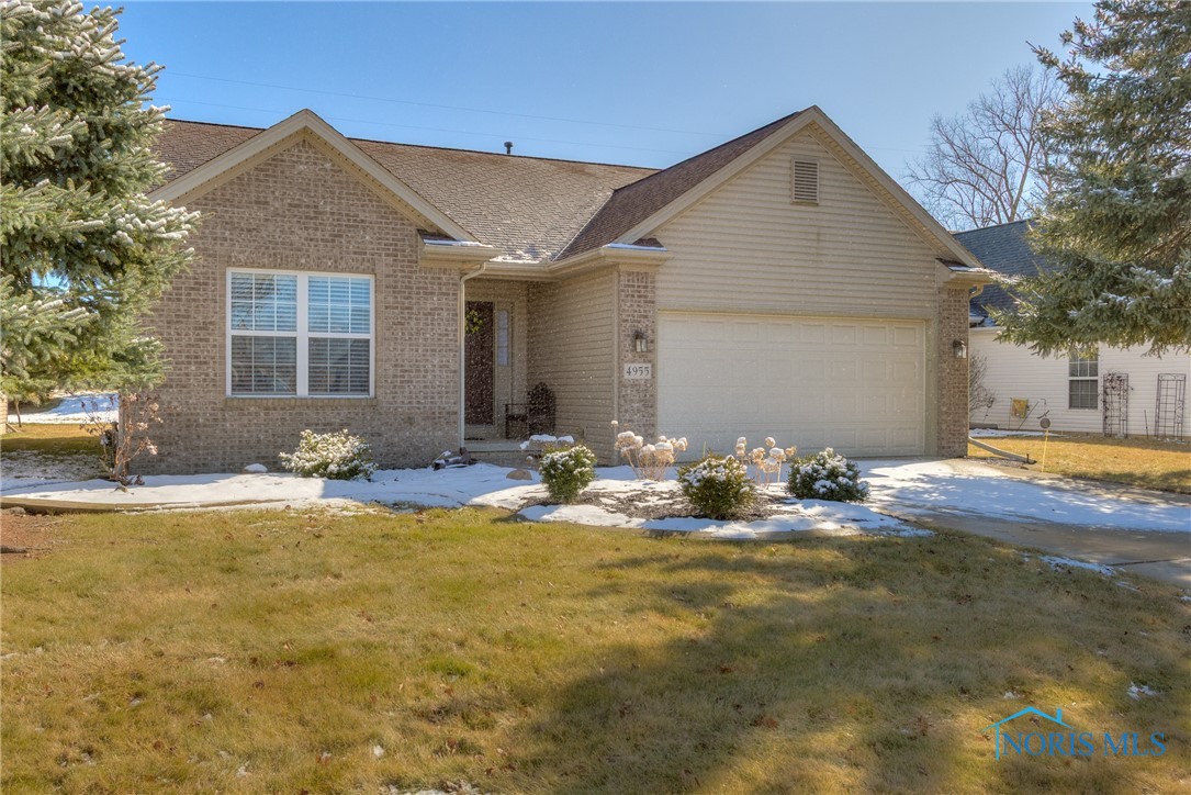 4955 Lake Breeze Lane, Maumee, Ohio image 1