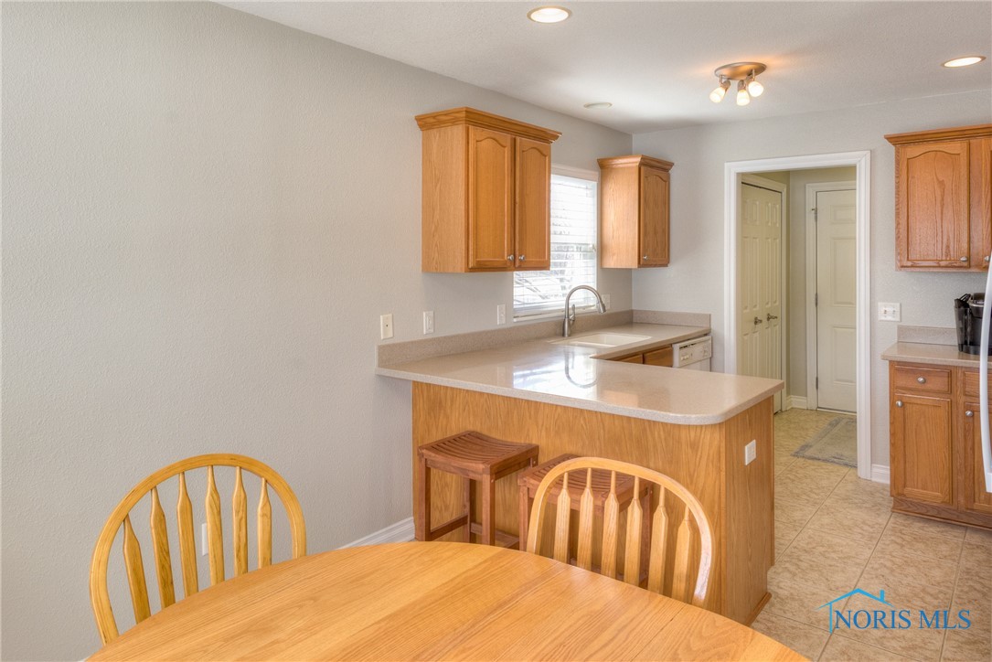 4955 Lake Breeze Lane, Maumee, Ohio image 11