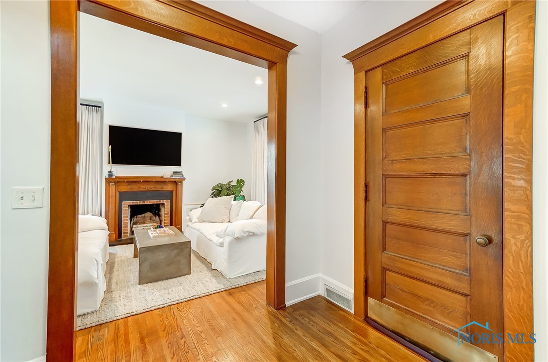 228 E Front Street