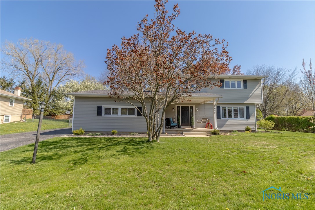 908 Laurel Lane, Findlay, Ohio image 2