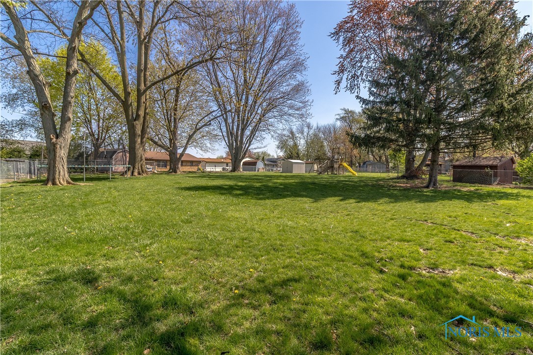 908 Laurel Lane, Findlay, Ohio image 35