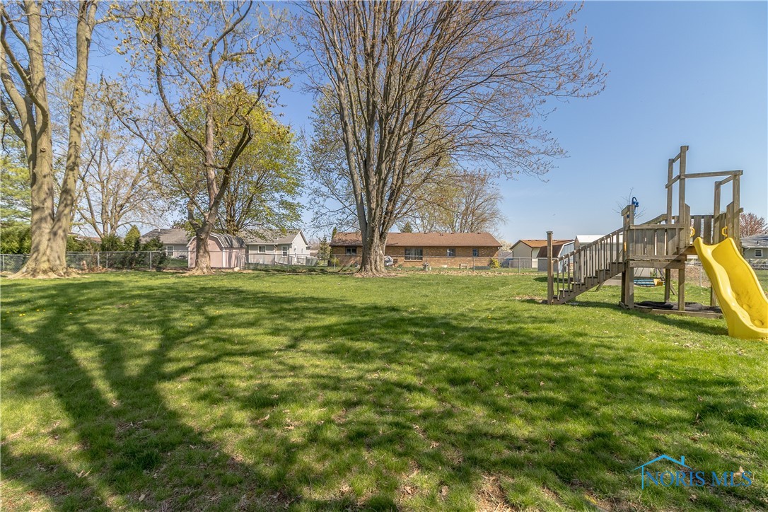908 Laurel Lane, Findlay, Ohio image 43