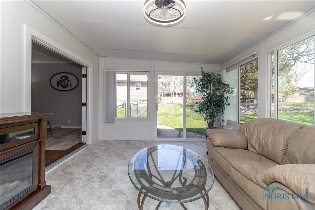 908 Laurel Lane, Findlay, Ohio image 23