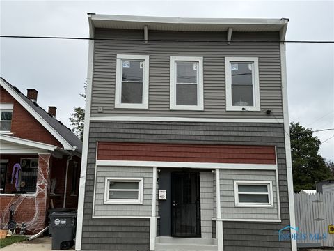 Photo of 325 Whittemore Street, Toledo, OH 43605 (MLS # 6136309)
