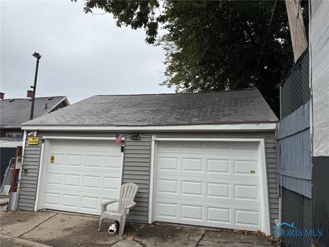 Tiny photo for 325 Whittemore Street, Toledo, OH 43605 (MLS # 6136309)