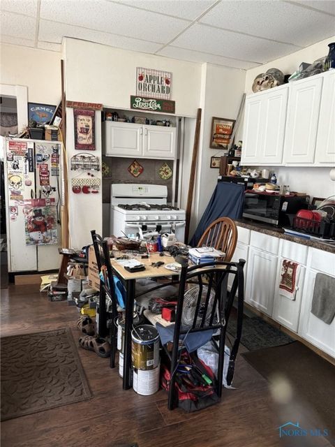 Tiny photo for 325 Whittemore Street, Toledo, OH 43605 (MLS # 6136309)