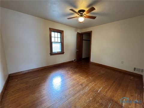 Tiny photo for 2142 Woodford Street, Toledo, OH 43605 (MLS # 6136512)
