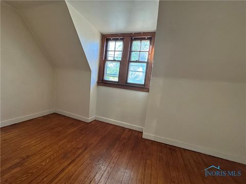 Tiny photo for 2142 Woodford Street, Toledo, OH 43605 (MLS # 6136512)