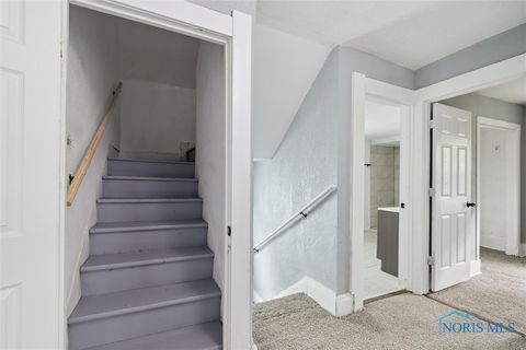 Tiny photo for 2368 Hollywood Avenue, Toledo, OH 43620 (MLS # 6136028)