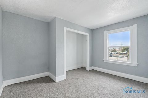 Tiny photo for 2368 Hollywood Avenue, Toledo, OH 43620 (MLS # 6136028)