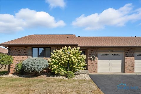 Photo of 2024 Silverstone Drive, Findlay, OH 45840 (MLS # 6135404)