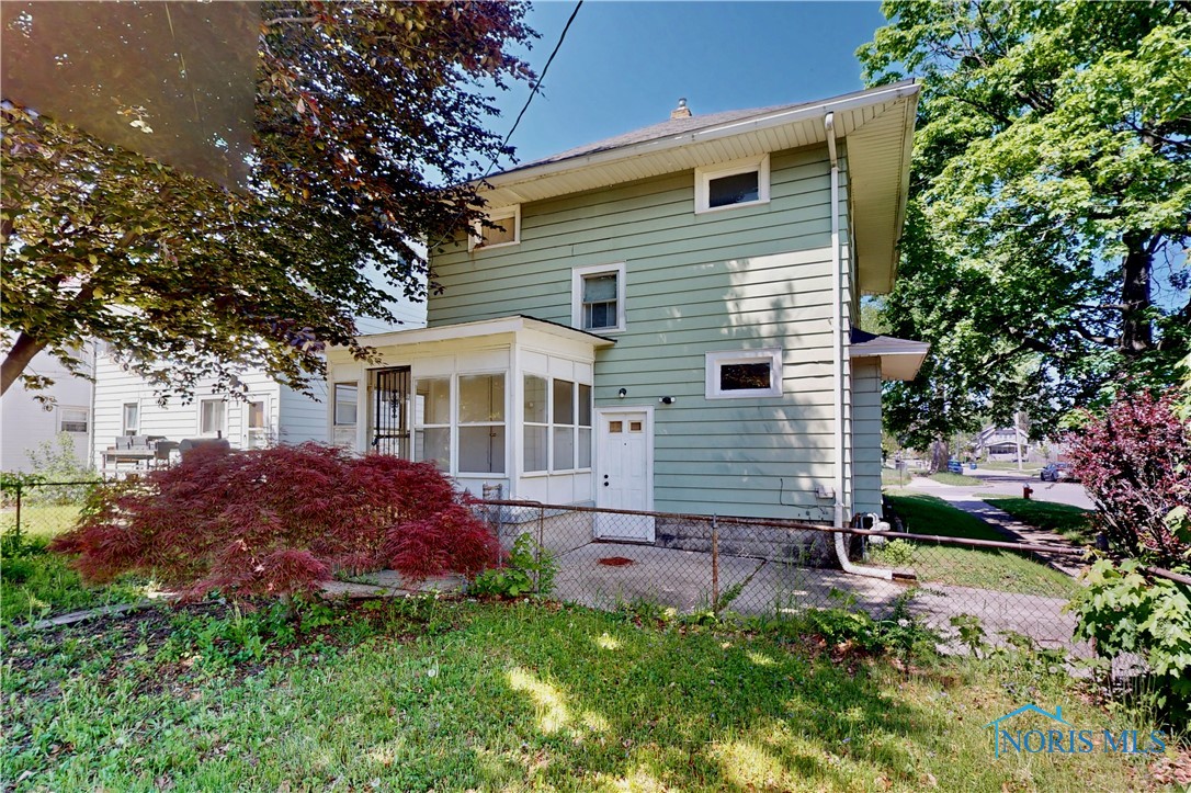 701 Brighton Avenue, Toledo, Ohio image 25