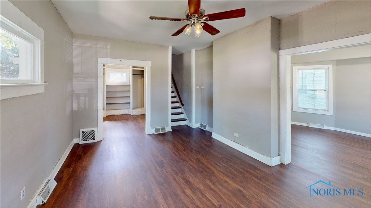 701 Brighton Avenue, Toledo, Ohio image 5