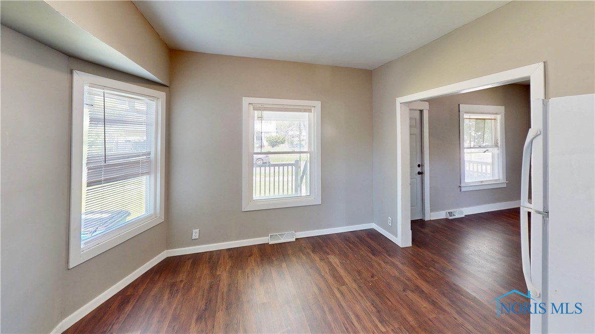 701 Brighton Avenue, Toledo, Ohio image 10