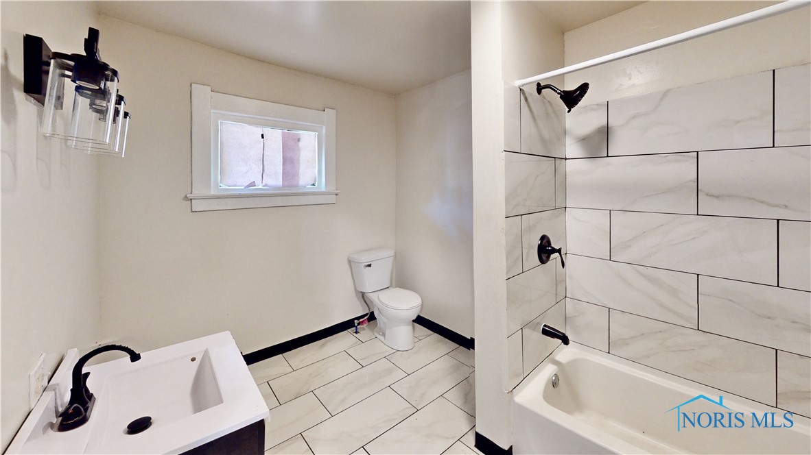701 Brighton Avenue, Toledo, Ohio image 15