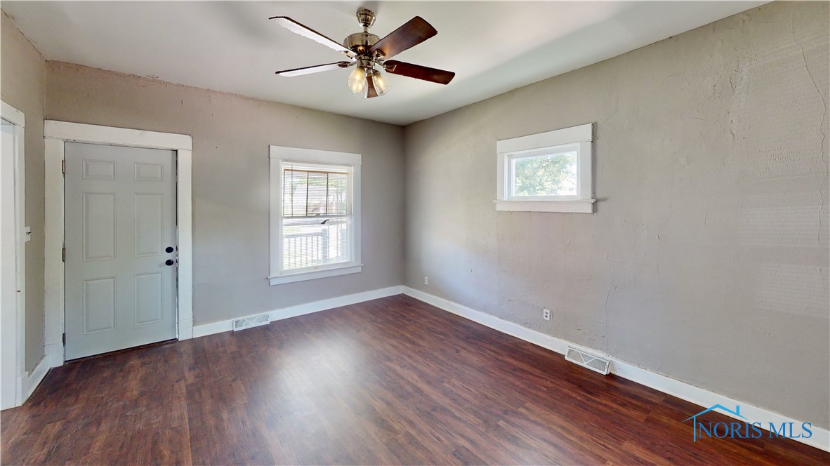 701 Brighton Avenue, Toledo, Ohio image 4