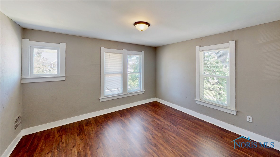 701 Brighton Avenue, Toledo, Ohio image 17