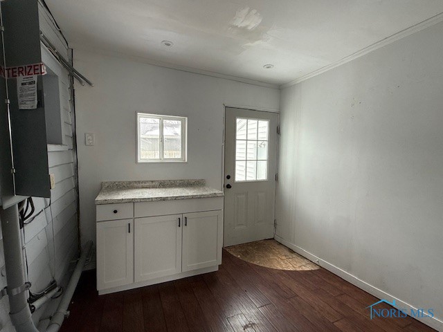 704 W Fremont Street, Fostoria, Ohio image 10