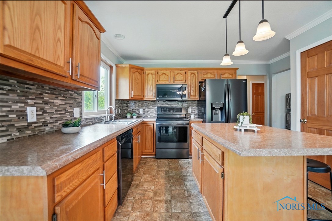 4437 Prairie Creek Lane, Maumee, Ohio image 13