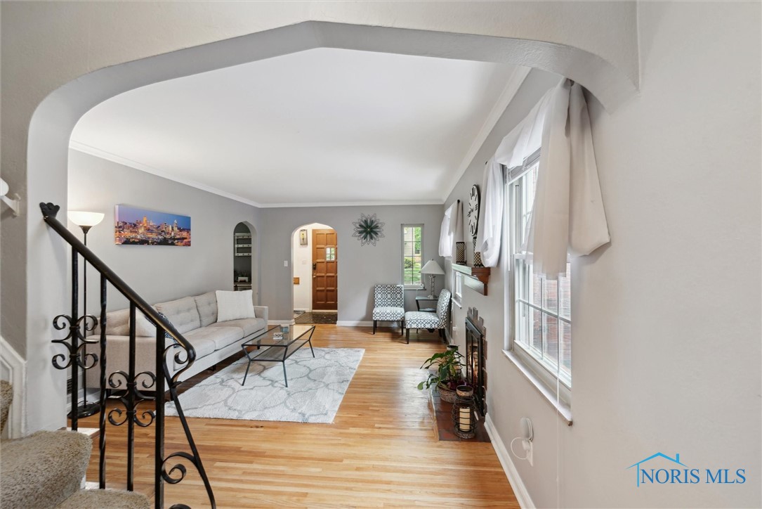 3127 Drummond Road, Toledo, Ohio image 8