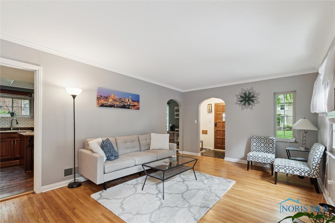 3127 Drummond Road, Toledo, Ohio image 11