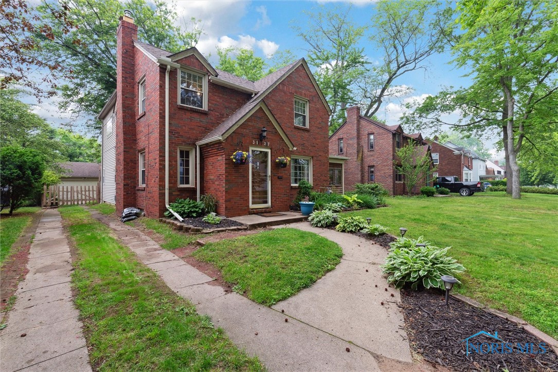 3127 Drummond Road, Toledo, Ohio image 2